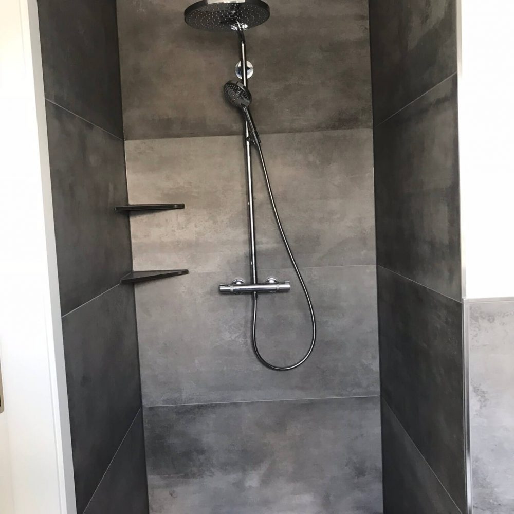 Sanierung Badezimmer mit Begehbare Dusche  in Pforzheim 3